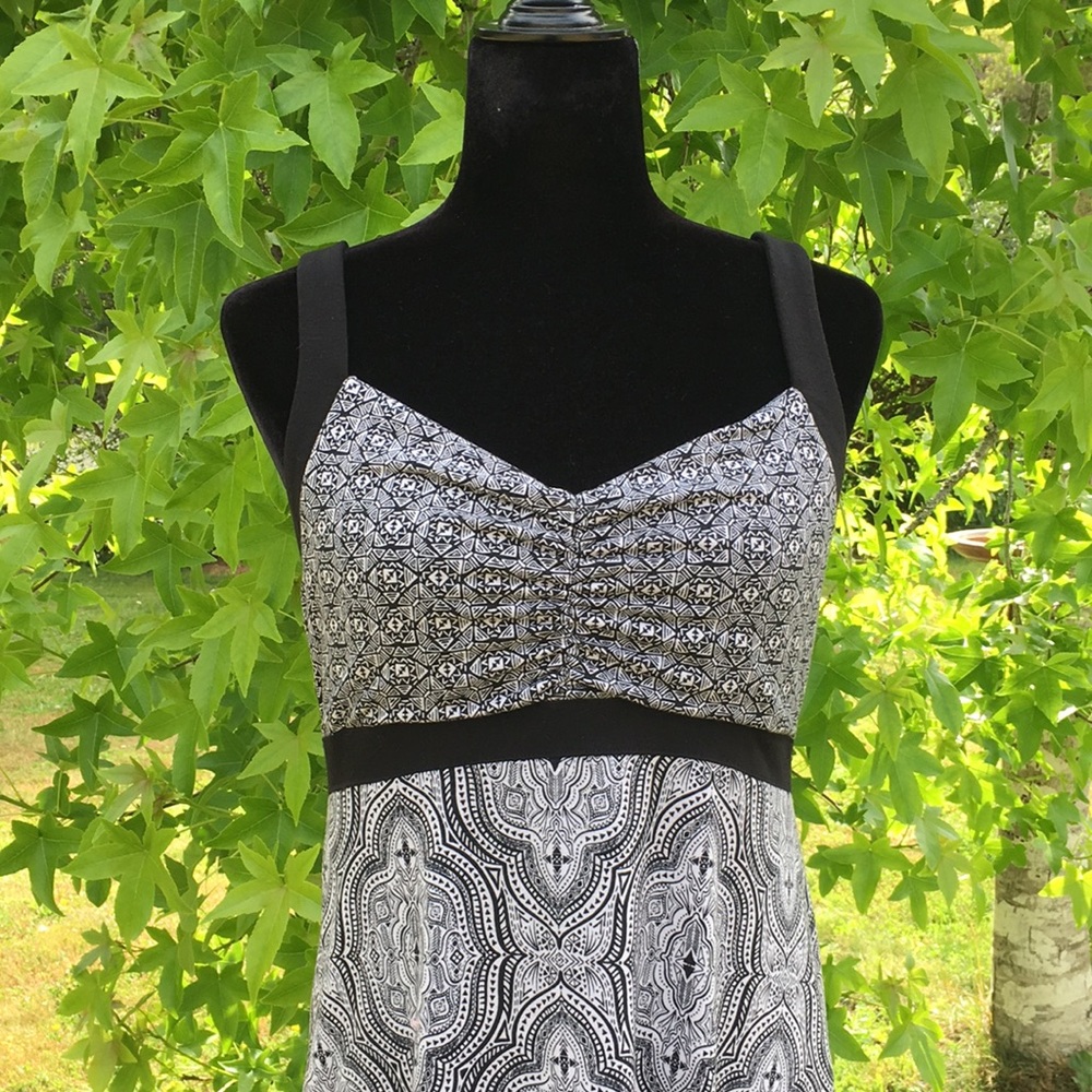 Dakini Black and White Athleisure Dress